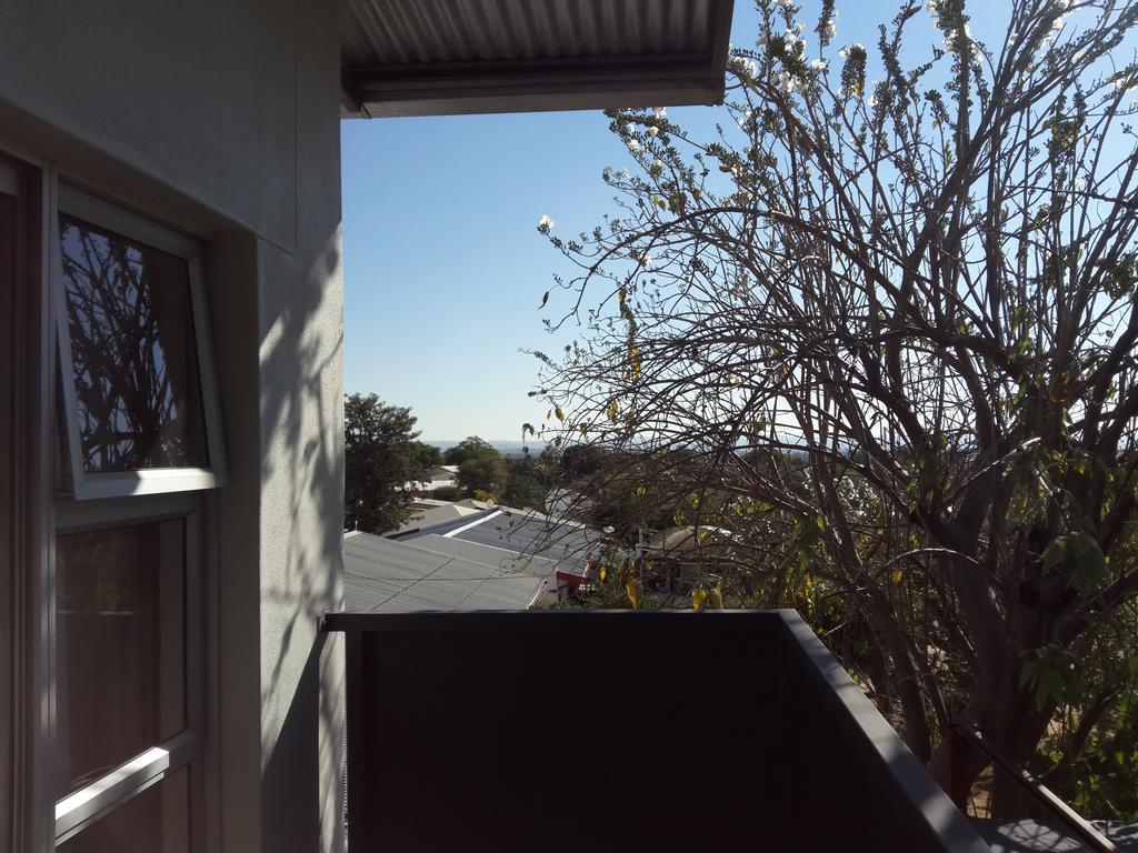 Suiderhof Self-Catering Otel Windhoek Dış mekan fotoğraf