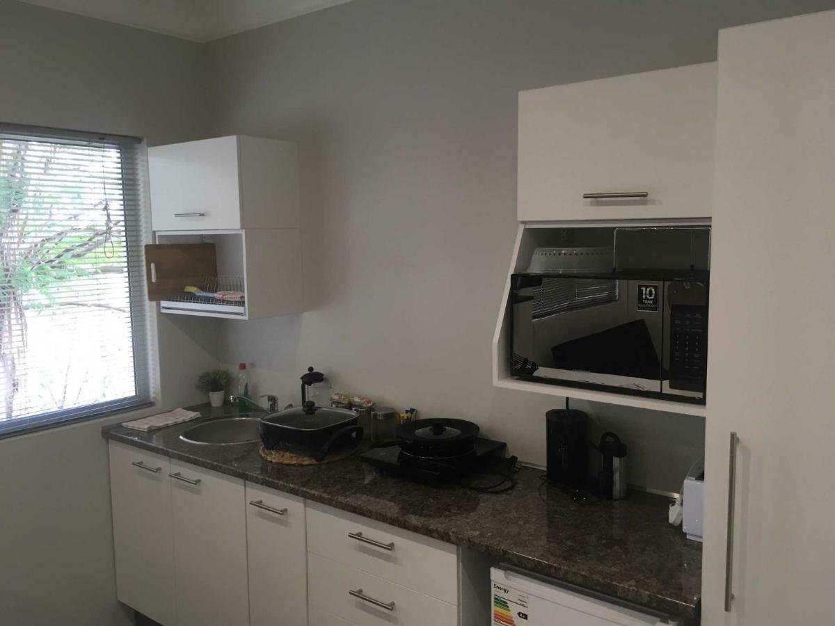Suiderhof Self-Catering Otel Windhoek Dış mekan fotoğraf