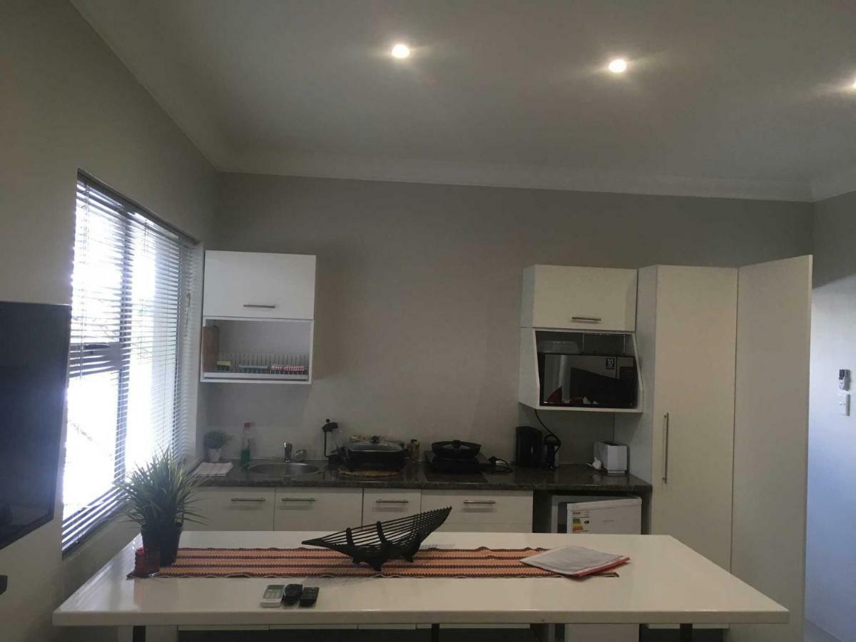 Suiderhof Self-Catering Otel Windhoek Dış mekan fotoğraf