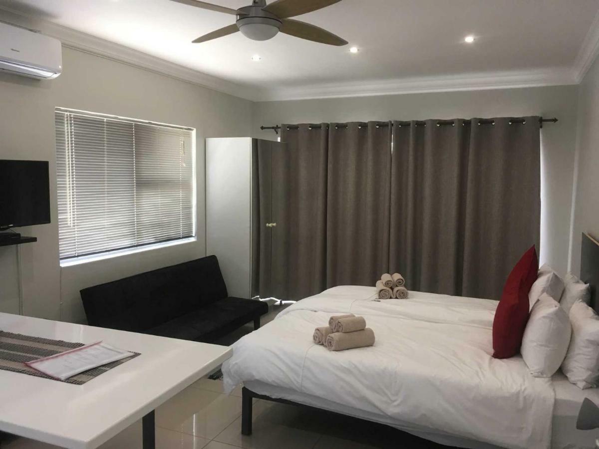 Suiderhof Self-Catering Otel Windhoek Dış mekan fotoğraf