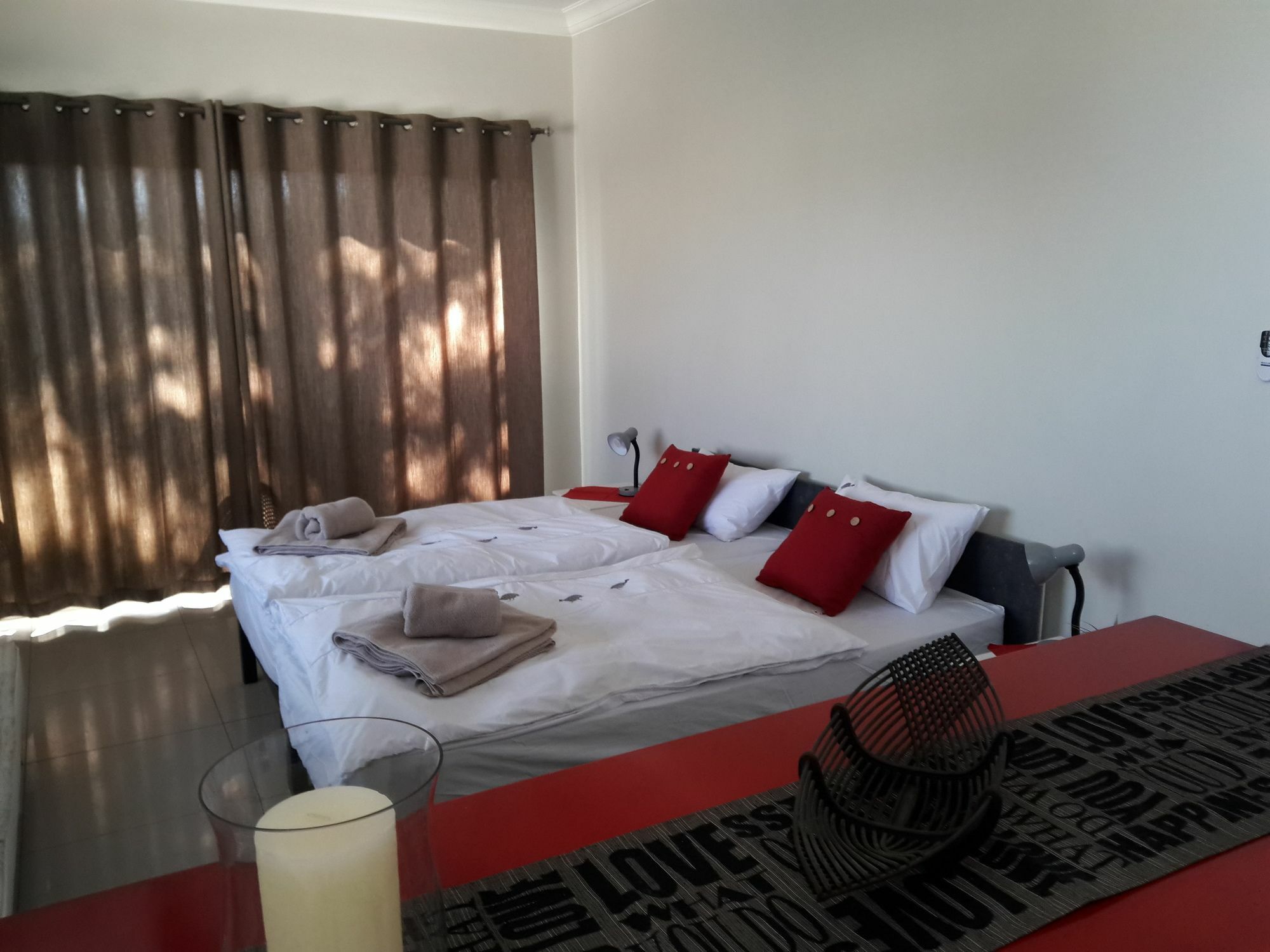 Suiderhof Self-Catering Otel Windhoek Dış mekan fotoğraf