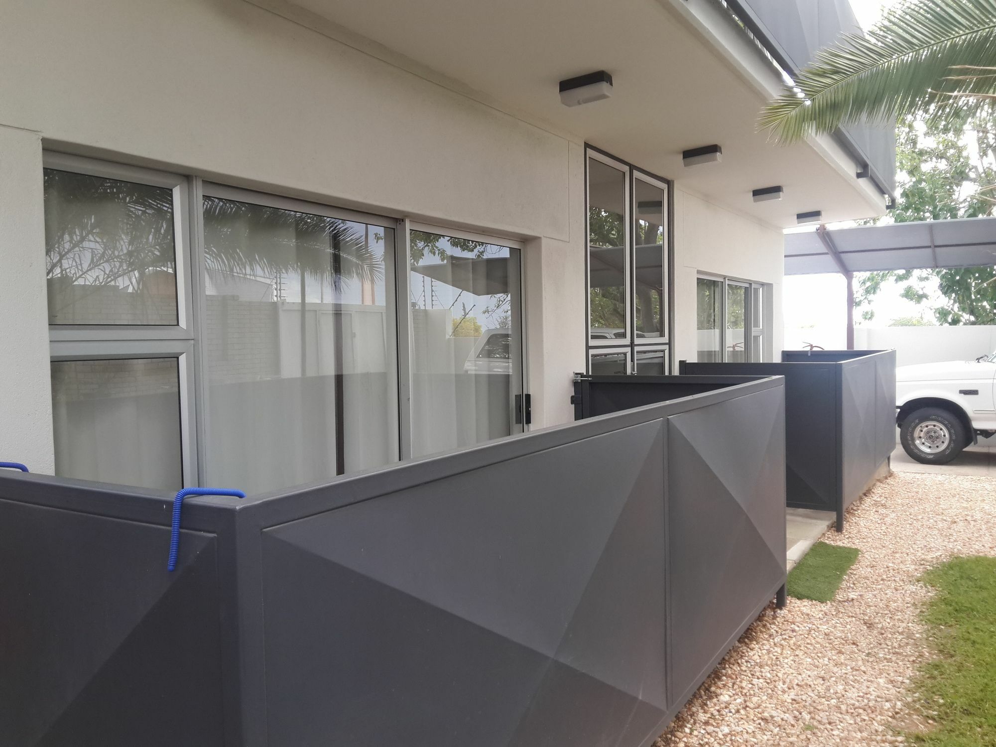 Suiderhof Self-Catering Otel Windhoek Dış mekan fotoğraf